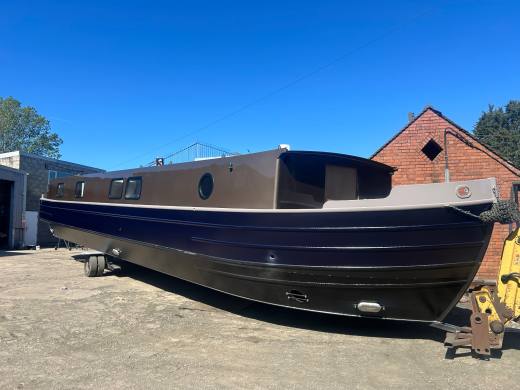 60ft x 12ft Wide Beam - Five Years Old, Ready for a Fresh Start